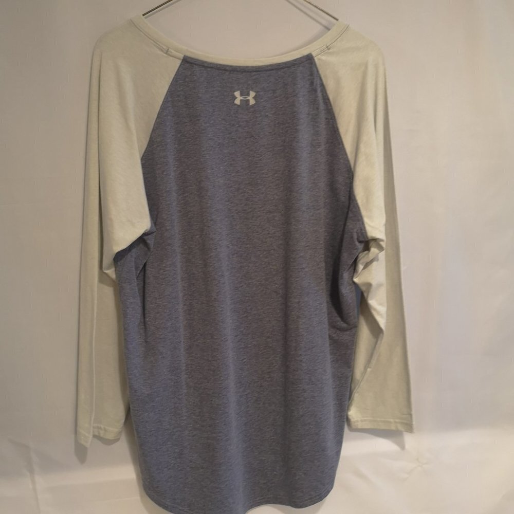 Under Armour Ladies Heat Gear Long Sleeves T-Shirt - Picture 2 of 5